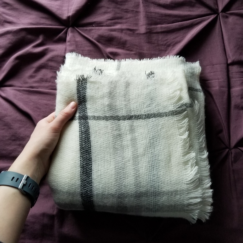 Old Navy plaid infinity scarf